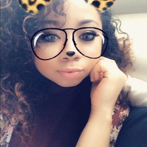 Meet your Posher, Amber